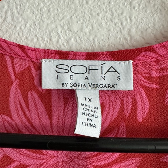 Gently used Sofia Pink Dress -1X - Picture 3 of 3